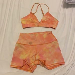 Alo yoga sunset tie dye set like new